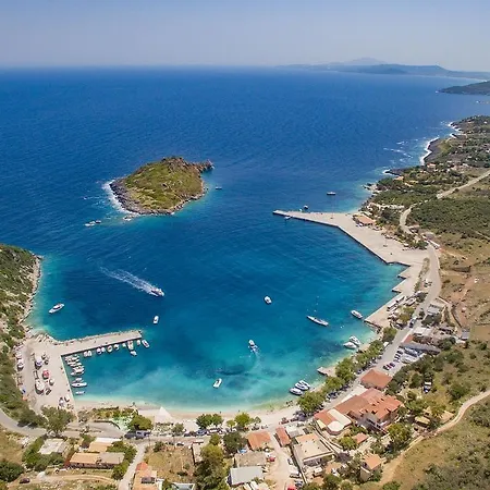 וילה Coastal Paradise Found - Komis' Private Pool Retreat