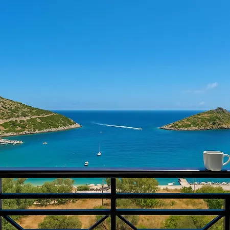 Coastal Paradise Found - Komis' Private Pool Retreat Villa *