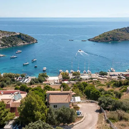 Coastal Paradise Found - Komis' Private Pool Retreat * Agios Nikolaos (Zakynthos)