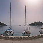 Coastal Paradise Found - Komis' Private Pool Retreat * آغيوس نيكولاوس
